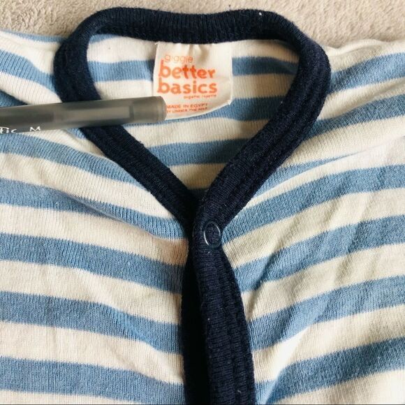 Giggle Better Basics Footed Onepiece & Bodysuit - Picture 4 of 12